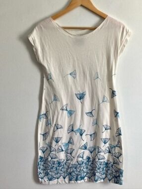 Tonle Handmade Falling Flowers Dress